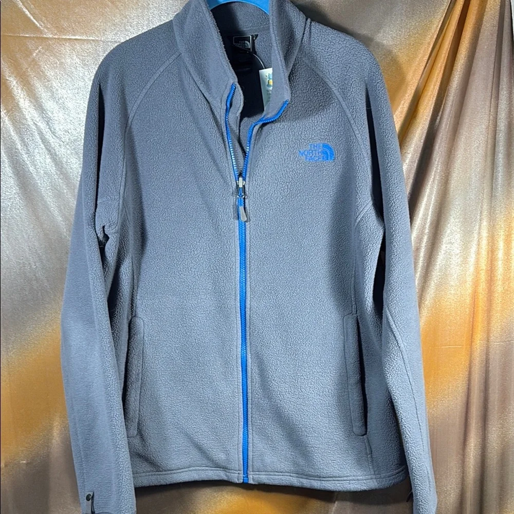 The North Face Gray‎ Jacket with Blue Trim with glove keepers. M. A2